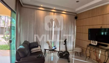 Casa comercial para alugar no Jardim Karaíba, Uberlândia  por R$ 12.000