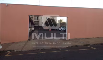 Terreno comercial para alugar no Brasil, Uberlândia  por R$ 7.800