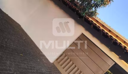 Casa comercial para alugar no Presidente Roosevelt, Uberlândia  por R$ 3.000