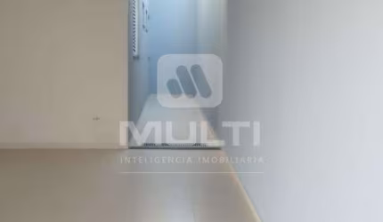 Casa com 3 quartos para alugar no Jardim Botânico, Uberlândia  por R$ 4.500