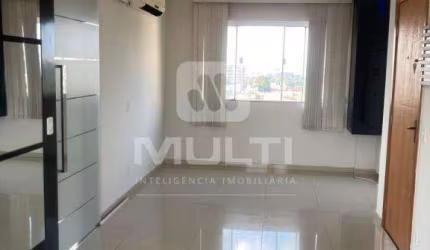 Apartamento com 3 quartos para alugar no Santa Mônica, Uberlândia  por R$ 3.000