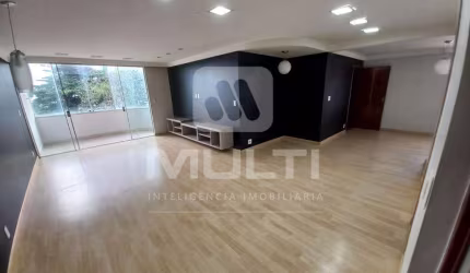 Apartamento com 3 quartos para alugar na Nossa Senhora Aparecida, Uberlândia  por R$ 2.800