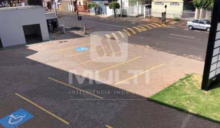 Sala comercial para alugar no Jardim Brasília, Uberlândia  por R$ 2.000