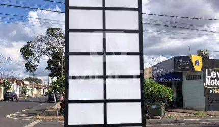 Sala comercial para alugar no Jardim Brasília, Uberlândia  por R$ 2.000