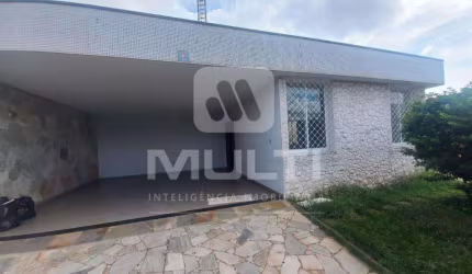 Casa comercial para alugar na Nossa Senhora Aparecida, Uberlândia  por R$ 5.500