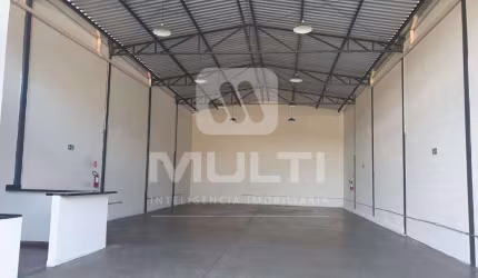 Barracão / Galpão / Depósito para alugar no Residencial Pequis, Uberlândia  por R$ 4.500