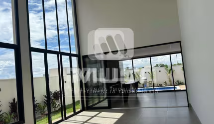Casa em condomínio fechado com 4 quartos à venda no Alphaville, Uberlândia  por R$ 2.700.000