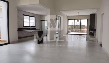 Casa em condomínio fechado com 3 quartos à venda no Alphaville, Uberlândia  por R$ 2.300.000