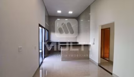 Casa com 3 quartos à venda no Tabajaras, Uberlândia  por R$ 650.000