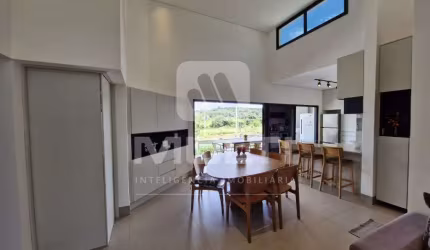 Casa em condomínio fechado com 3 quartos à venda no Terras Alpha Uberlândia, Uberlândia  por R$ 1.990.000