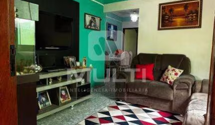 Casa com 3 quartos à venda no Minas Gerais, Uberlândia  por R$ 600.000
