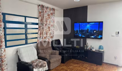 Casa comercial à venda na Nossa Senhora Aparecida, Uberlândia  por R$ 850.000
