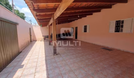 Casa com 3 quartos à venda no Buritis, Uberlândia  por R$ 450.000