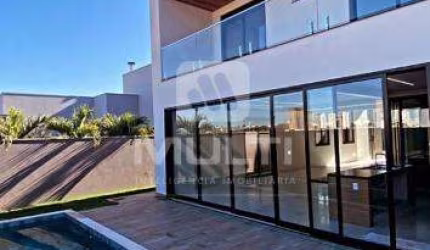 Casa em condomínio fechado com 4 quartos à venda no Alphaville, Uberlândia  por R$ 4.356.000