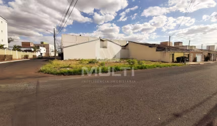 Terreno comercial à venda no Alto Umuarama, Uberlândia  por R$ 350.000