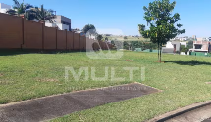 Terreno em condomínio fechado à venda no Alphaville, Uberlândia  por R$ 690.000