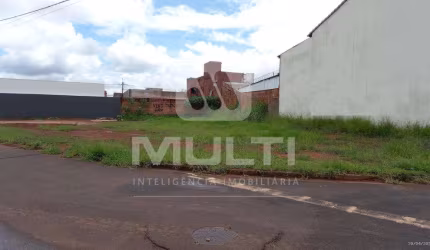 Terreno comercial à venda no Novo Mundo, Uberlândia  por R$ 630.000