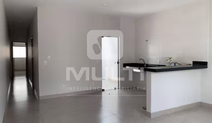 Casa com 2 quartos à venda no Morumbi, Uberlândia  por R$ 300.000