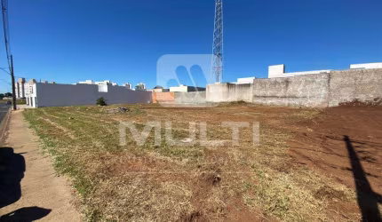 Terreno comercial à venda no Jardim Europa, Uberlândia  por R$ 1.200.000