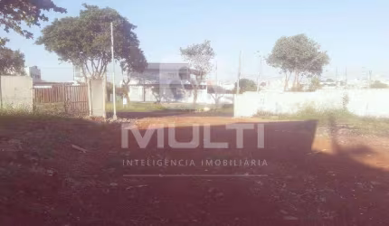 Terreno comercial à venda no Tibery, Uberlândia  por R$ 520.000