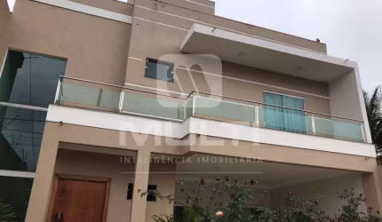 Casa com 3 quartos à venda no Nova Uberlândia, Uberlândia  por R$ 780.000