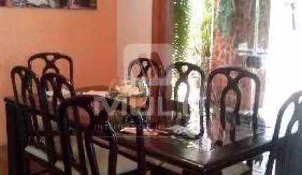 Casa comercial à venda no Umuarama, Uberlândia  por R$ 2.500.000
