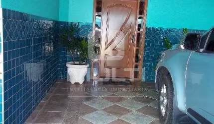 Casa com 3 quartos à venda no Residencial Liberdade, Uberlândia  por R$ 1.000.000
