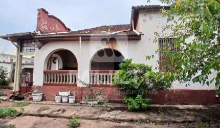 Casa comercial à venda no Centro, Uberlândia  por R$ 3.500.000