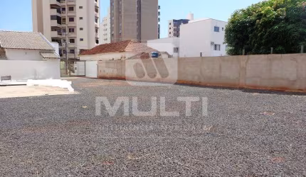 Terreno comercial à venda no Martins, Uberlândia  por R$ 2.500.000