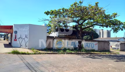Terreno comercial à venda no Marta Helena, Uberlândia  por R$ 3.200.000