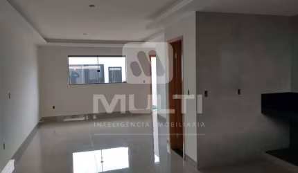 Casa com 3 quartos à venda no Alto Umuarama, Uberlândia  por R$ 600.000