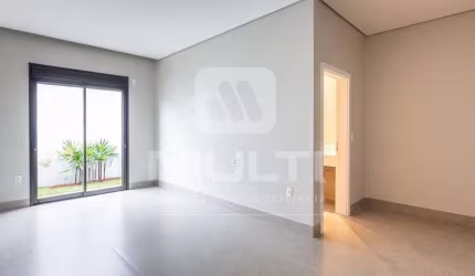 Casa em condomínio fechado com 4 quartos à venda no Alphaville, Uberlândia  por R$ 2.200.000