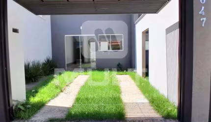 Casa com 2 quartos à venda em Laranjeiras, Uberlândia  por R$ 345.000