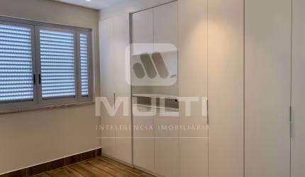 Casa em condomínio fechado com 3 quartos à venda no Grand Ville, Uberlândia  por R$ 1.100.000