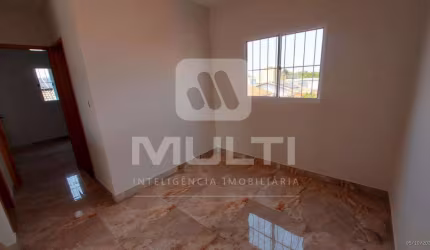 Apartamento com 2 quartos à venda no Jardim América I, Uberlândia  por R$ 235.000