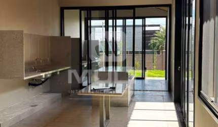 Casa em condomínio fechado com 3 quartos à venda no Gávea, Uberlândia  por R$ 2.500.000