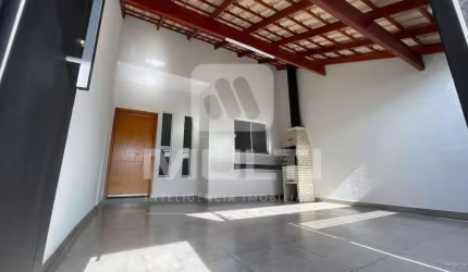 Casa com 2 quartos à venda em Laranjeiras, Uberlândia  por R$ 340.000