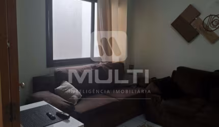 Casa com 4 quartos à venda no Marta Helena, Uberlândia  por R$ 850.000