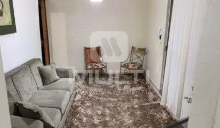 Casa comercial à venda no Minas Gerais, Uberlândia  por R$ 720.000