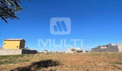 Terreno comercial à venda no Grand Ville, Uberlândia  por R$ 270.000