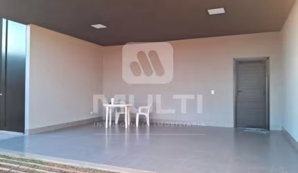 Casa com 3 quartos à venda no Grand Ville, Uberlândia  por R$ 1.350.000
