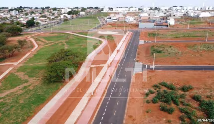 Terreno comercial à venda no Alto Umuarama, Uberlândia  por R$ 235.000