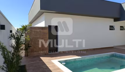 Casa em condomínio fechado com 3 quartos à venda em Laranjeiras, Uberlândia  por R$ 2.100.000