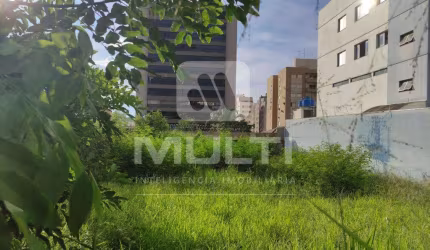 Terreno comercial à venda em Saraiva, Uberlândia  por R$ 2.100.000