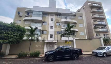 Apartamento com 2 quartos para alugar no Osvaldo Rezende, Uberlândia  por R$ 2.000