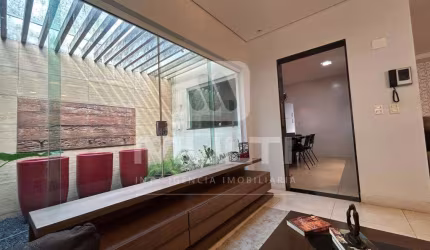 Casa com 3 quartos para alugar no Patrimônio, Uberlândia  por R$ 5.500