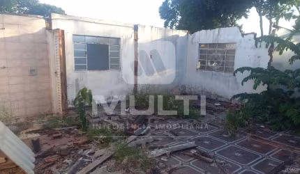 Casa com 2 quartos à venda no Tibery, Uberlândia  por R$ 460.000