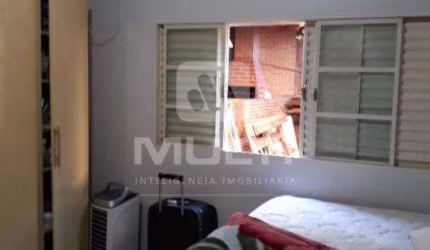Apartamento com 4 quartos para alugar no Planalto, Uberlândia  por R$ 4.000
