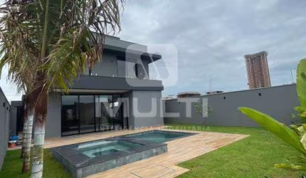 Casa em condomínio fechado com 4 quartos para alugar no Gávea, Uberlândia  por R$ 23.000