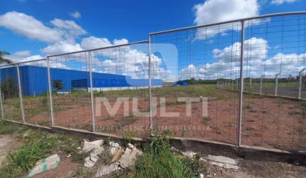 Terreno comercial para alugar no Distrito Industrial, Uberlândia  por R$ 20.000